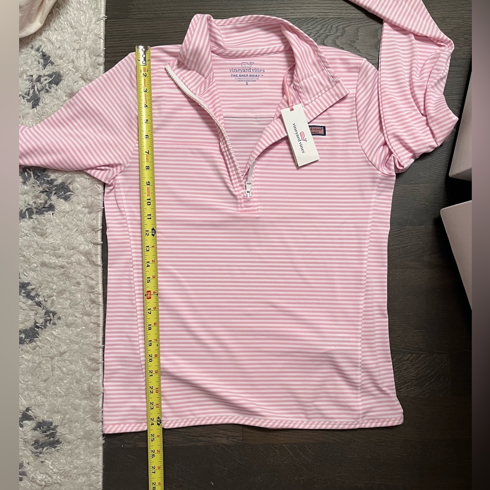 NWT Vineyard Vines top S - Picture 10 of 10